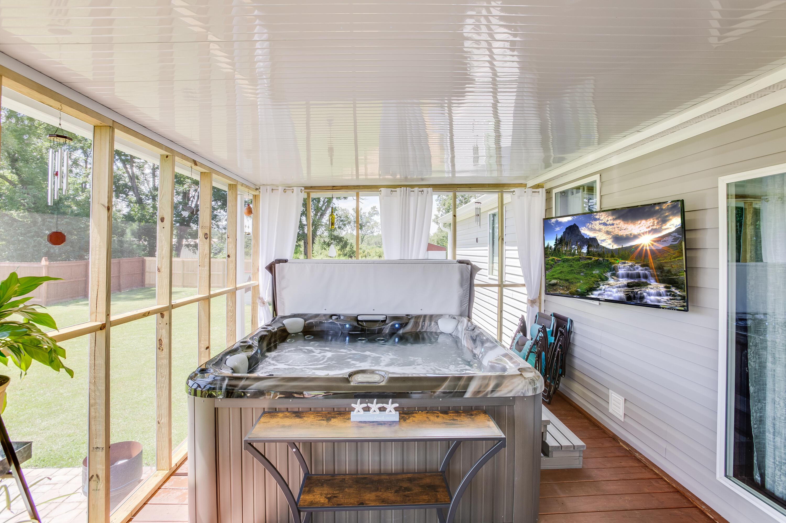654 Second Texas Road St. George, SC 29477 - Photo 11 of 34 Hot Tub Spa