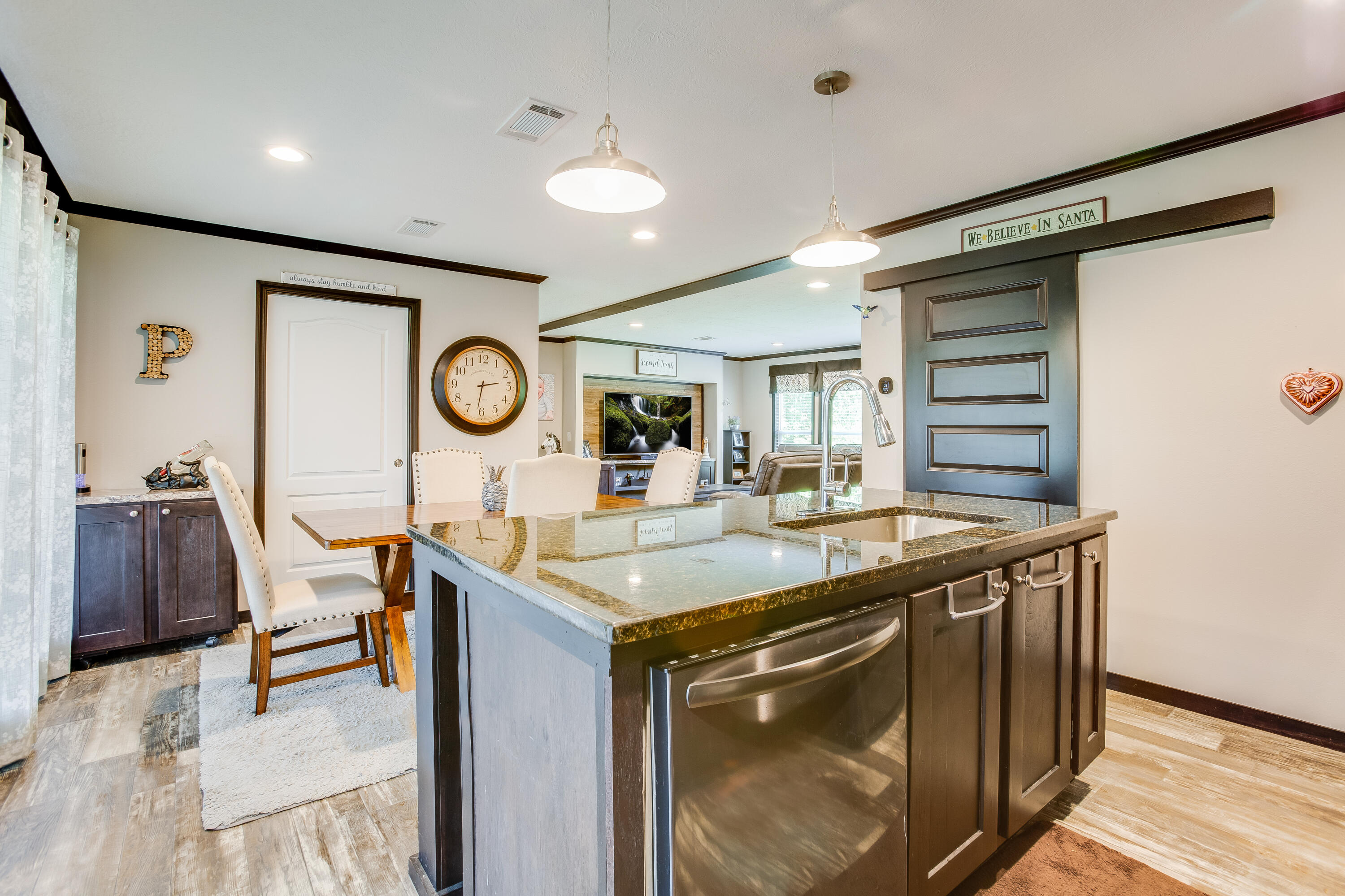 654 Second Texas Road St. George, SC 29477 - Photo 24 of 34 Kitchen Looking into Eat-in-Kitchen and