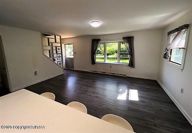 203 Center Road Stroudsburg, PA 18360 - Photo 15 of 92 20230830183309082582000000-o