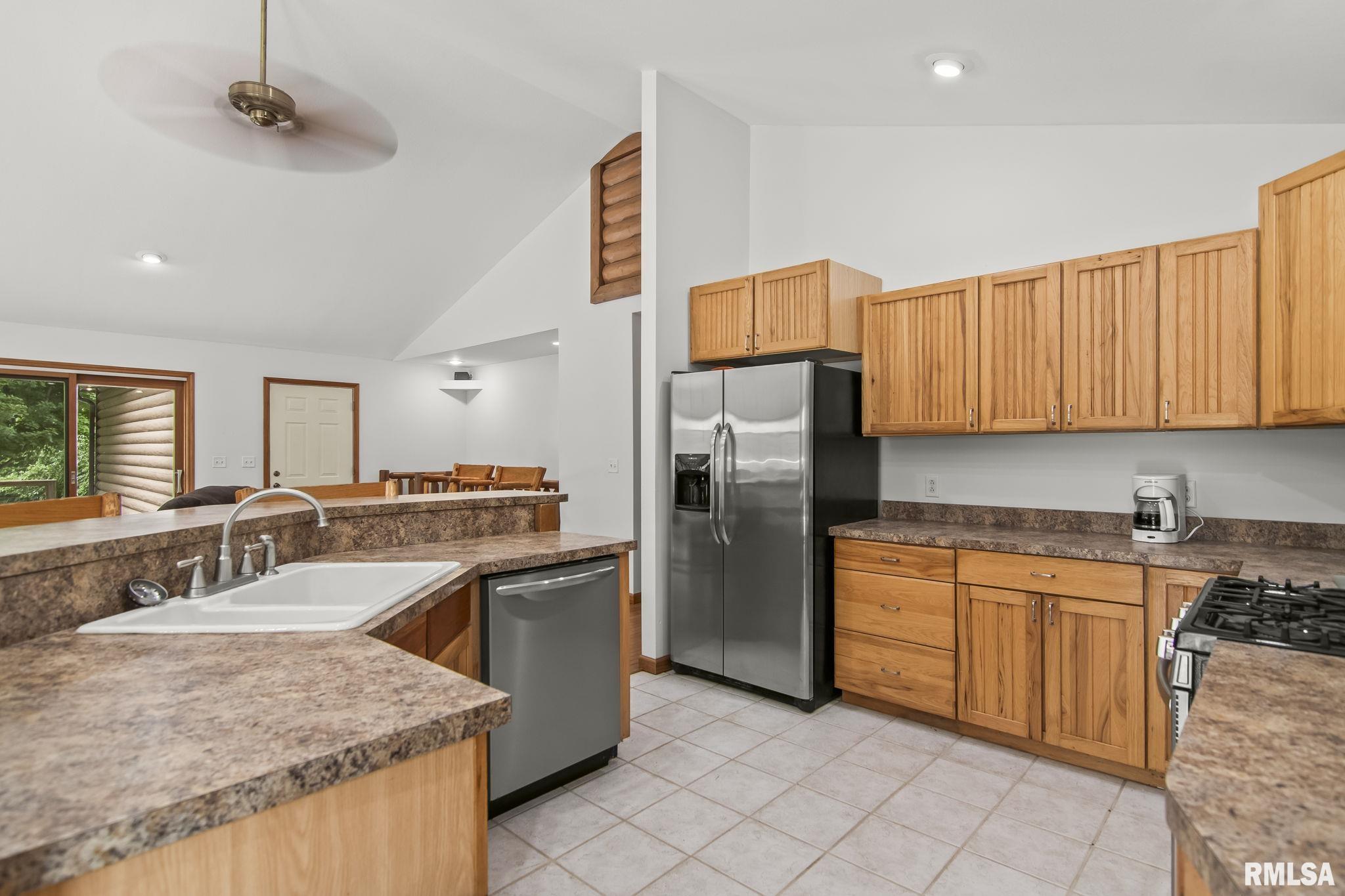 4842 Spaulding Orchard Road Chatham, IL 62629 - Photo 9 of 75 Gallery Image 9
