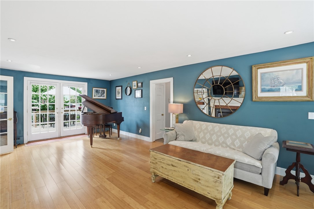 40 Haile Street Warren, RI 02885 - Photo 13 of 33
