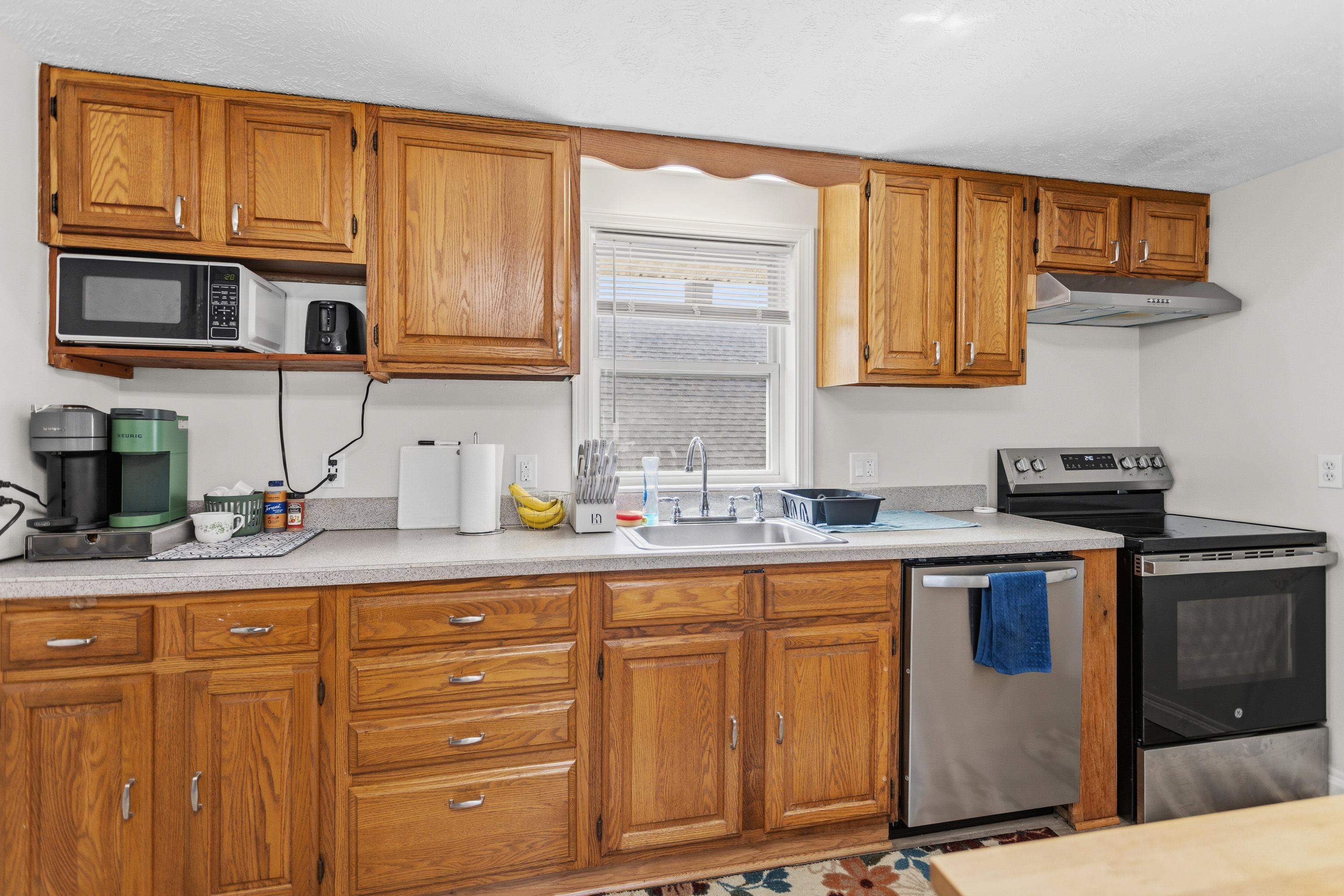 13 Clinton Street Concord, NH 03301 - Photo 30 of 58