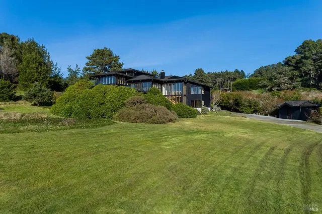 $2,499,000 | 45460 Indian Shoals Road, Mendocino, CA 95460