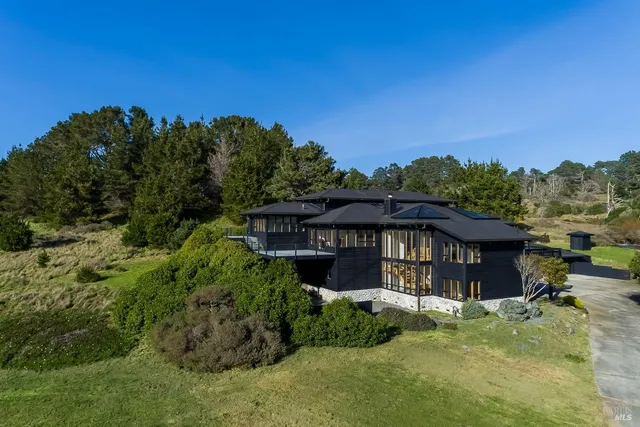 $2,499,000 | 45460 Indian Shoals Road, Mendocino, CA 95460