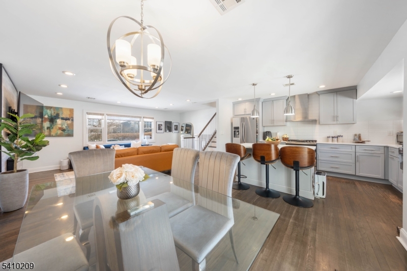 2853 Allen Avenue Union, NJ 07083 - Photo 7 of 28