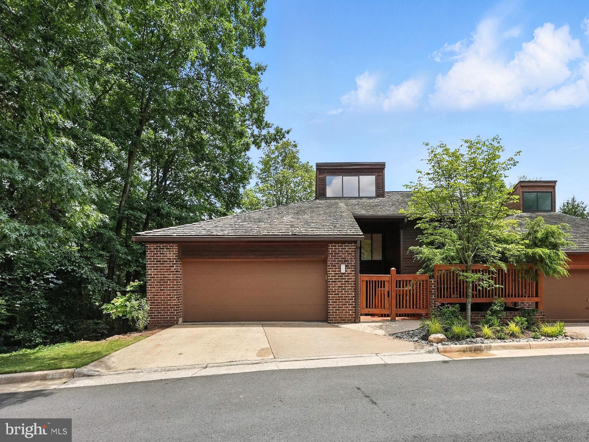 Welcome to 2151 Cabots Point Lane in Reston, VA