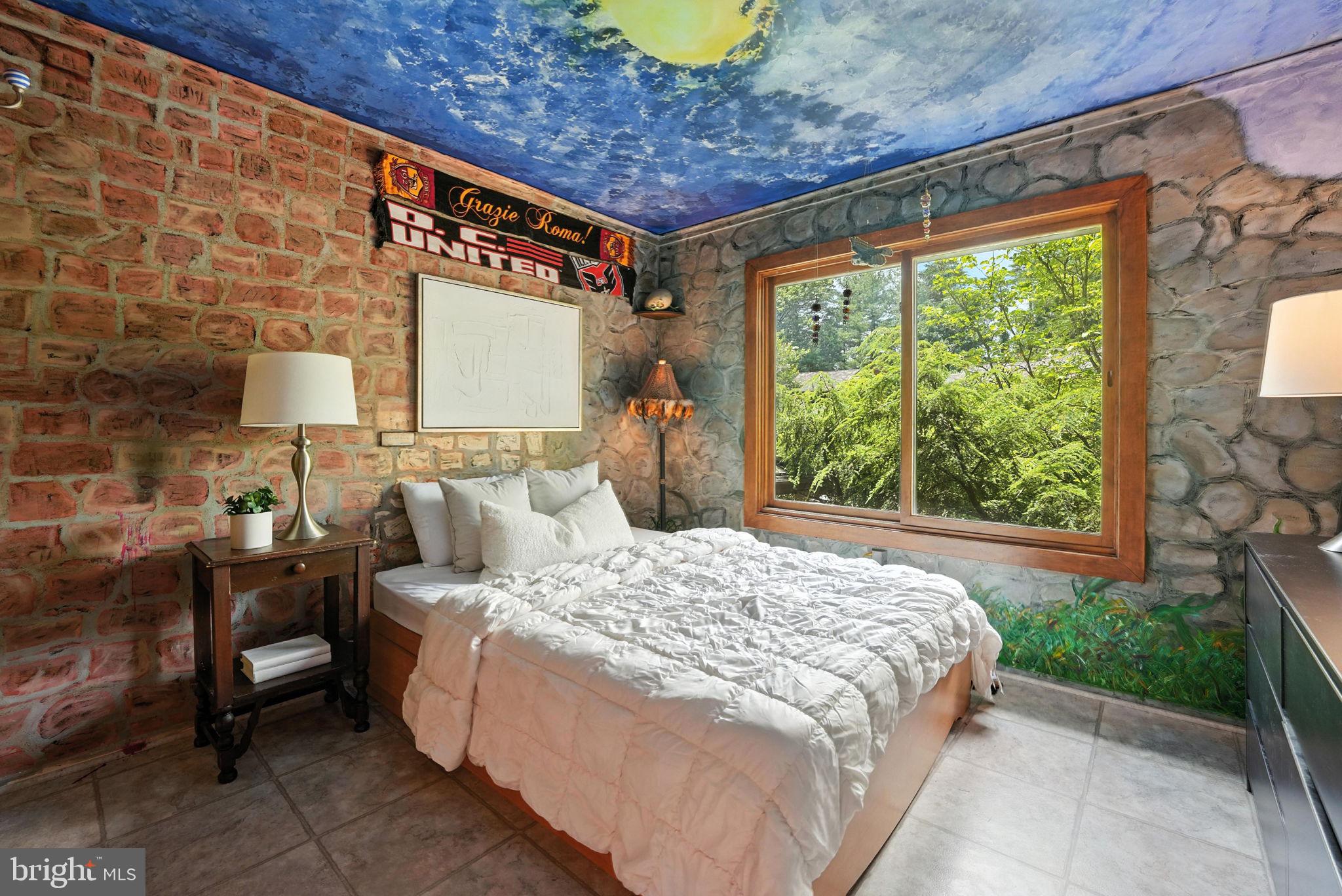 2151 Cabots Point Lane Reston, VA 20191 - Photo 38 of 71 a bed sitting in a spacious bedroom next to a window
