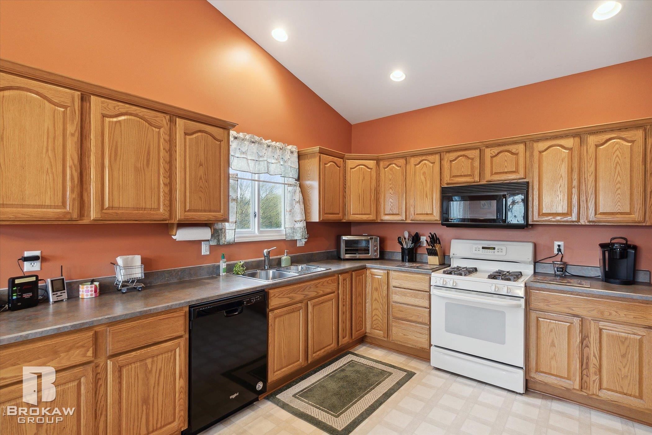 5040 Thomas Road Metamora, MI 48455 - Photo 20 of 55