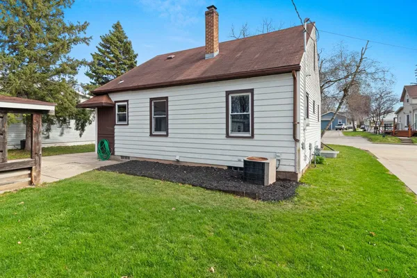 $235,000 | 116 East Orange Street, Appleton, WI 54915