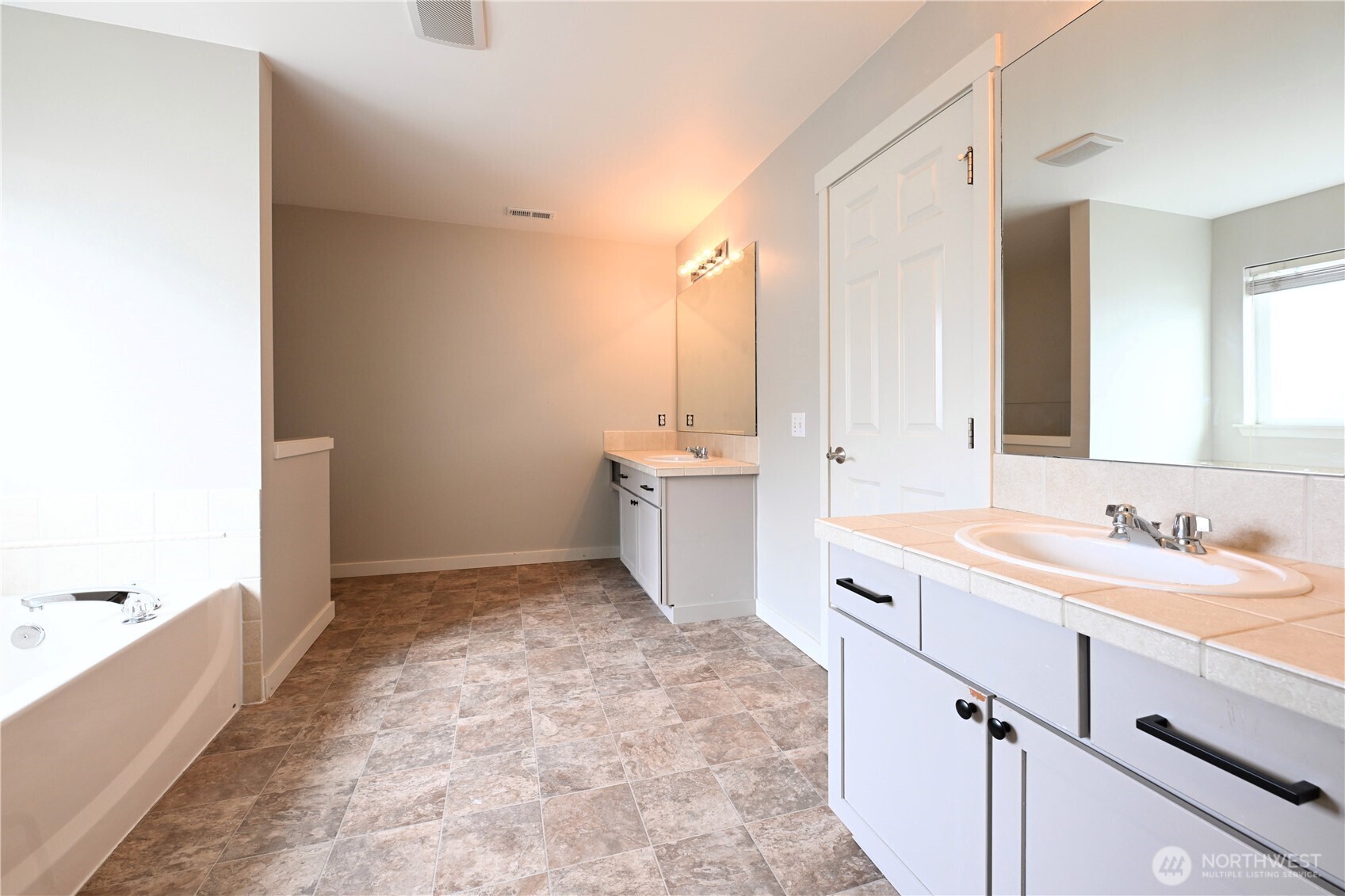 20307 Corbridge Road Southeast Monroe, WA 98272 - Photo 21 of 35