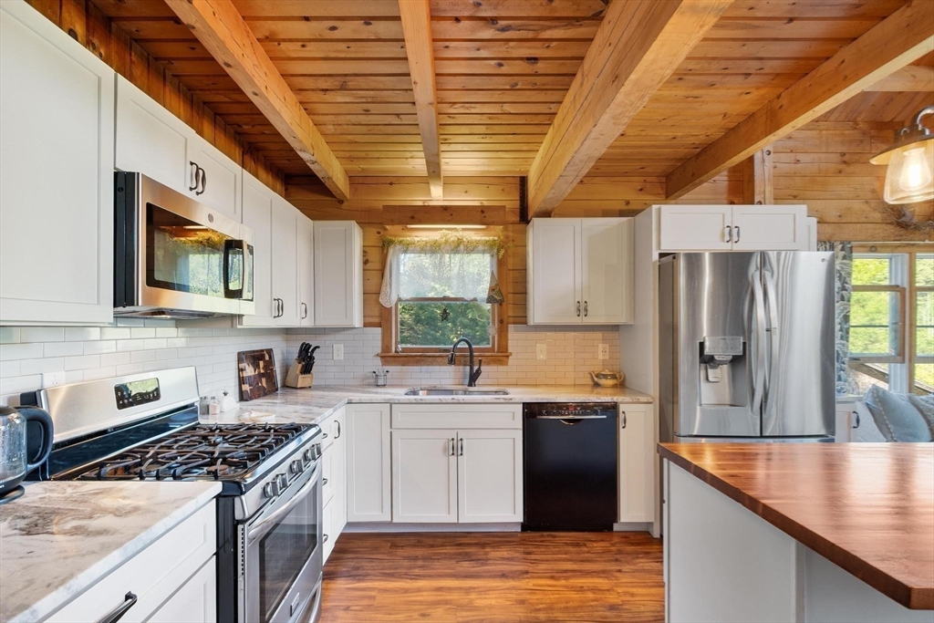 544 South Road Ashby, MA 01431 - Photo 12 of 42