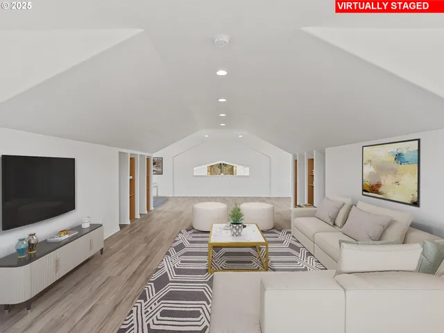 $2,000,000 | 1091 North Echo Mountain Road, Otis, OR 97368