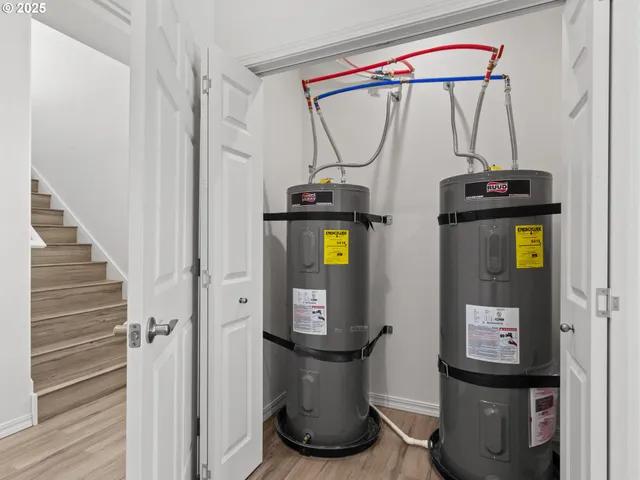 $2,000,000 | 1091 North Echo Mountain Road, Otis, OR 97368