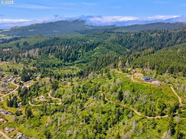 $2,000,000 | 1091 North Echo Mountain Road, Otis, OR 97368