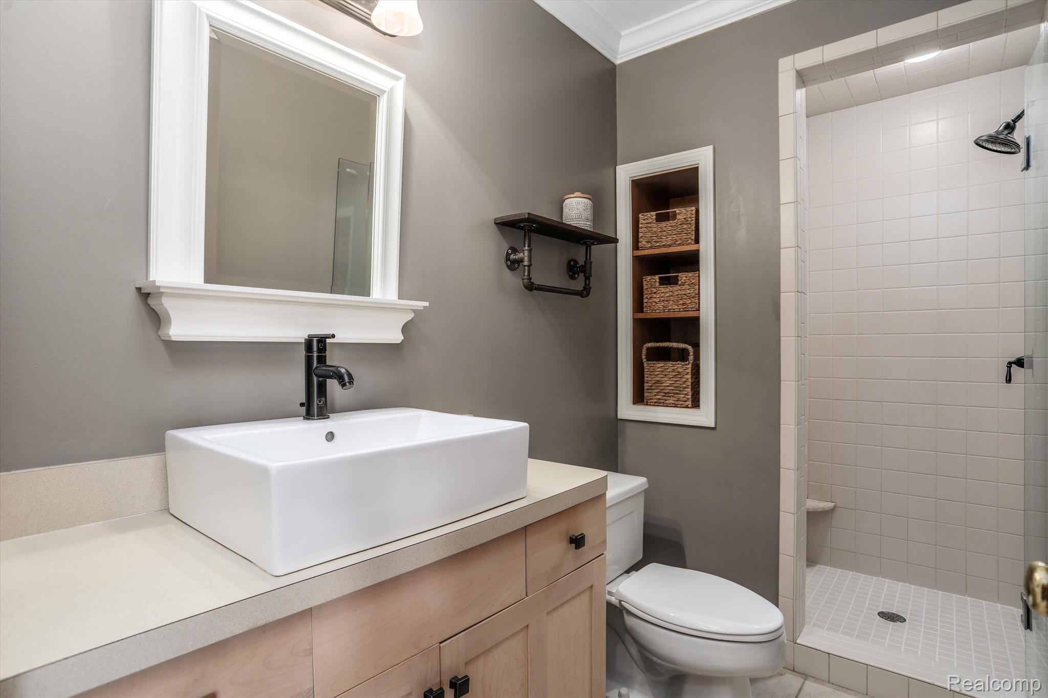 3200 Cook Rochester, MI 48306 - Photo 35 of 69 Gallery Image 35
