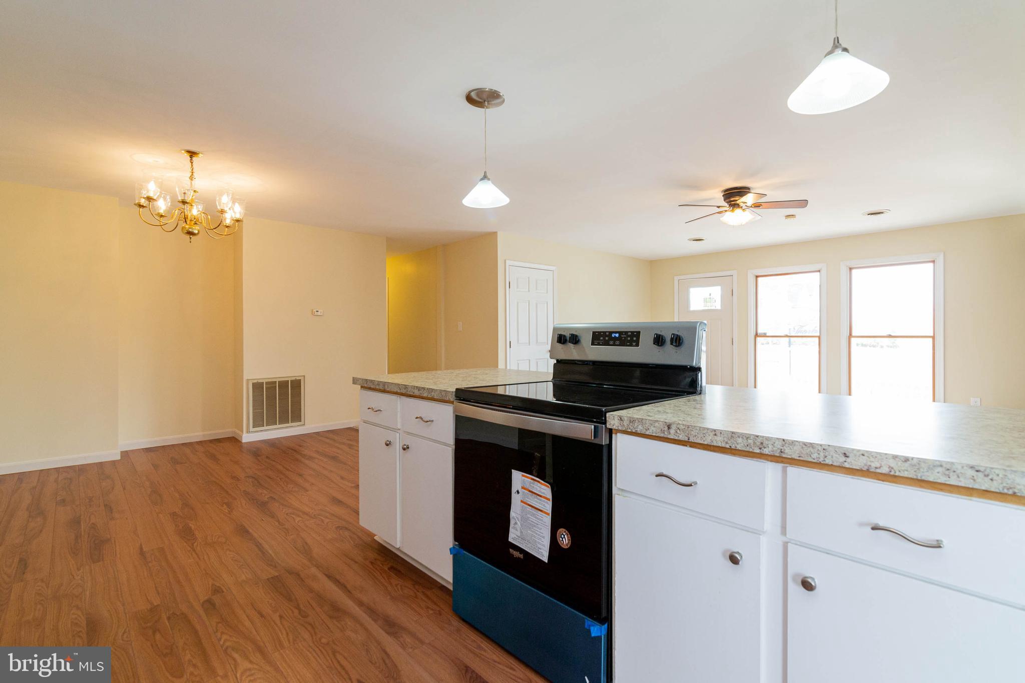 7619 Chancellor Road Fredericksburg, VA 22407 - Photo 13 of 53 Open concept layout