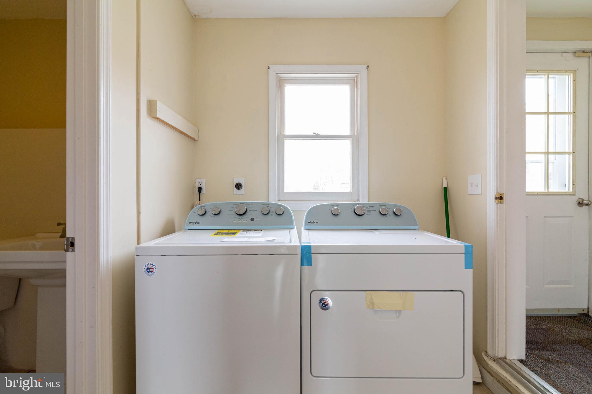 7619 Chancellor Road Fredericksburg, VA 22407 - Photo 20 of 53 Laundry Room