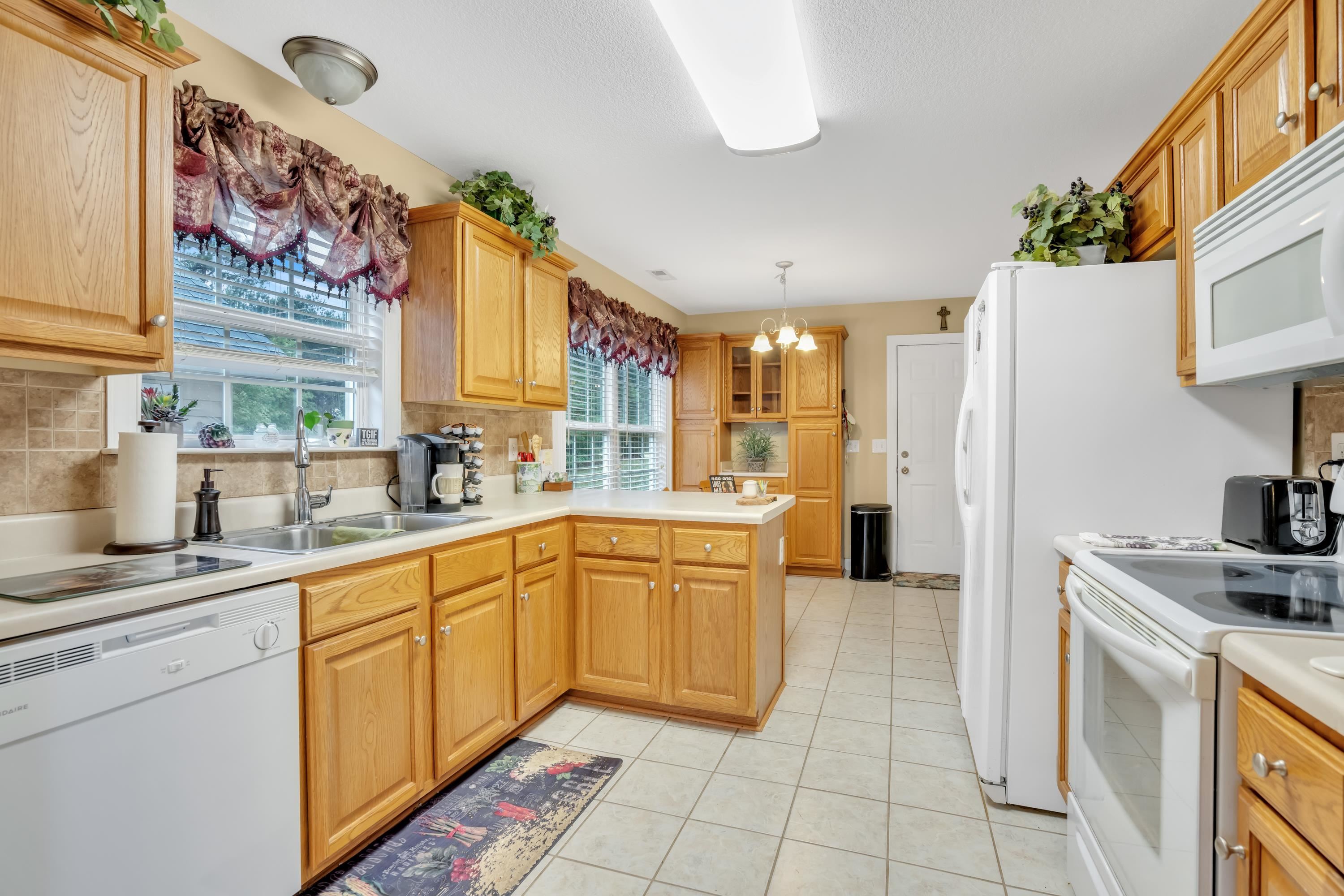 2035 Mt Lebanon Road Campobello, SC 29322 - Photo 6 of 21