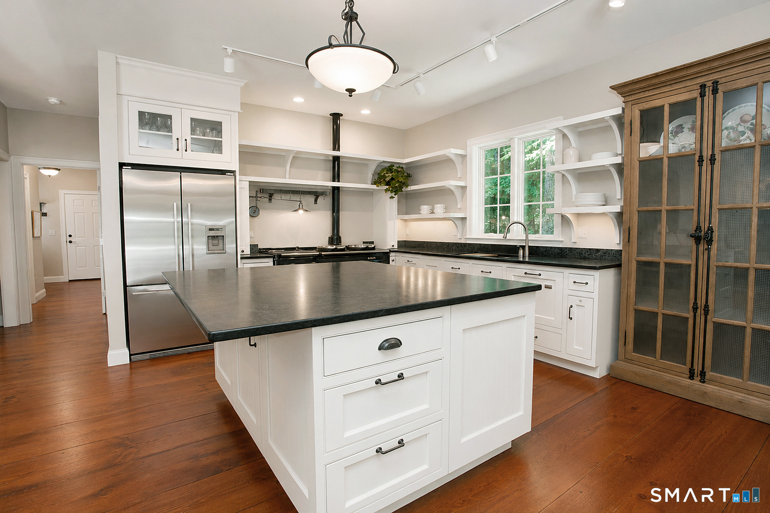 6 Ronan Way, Unit 6 Simsbury, CT 06070 - Photo 5 of 37