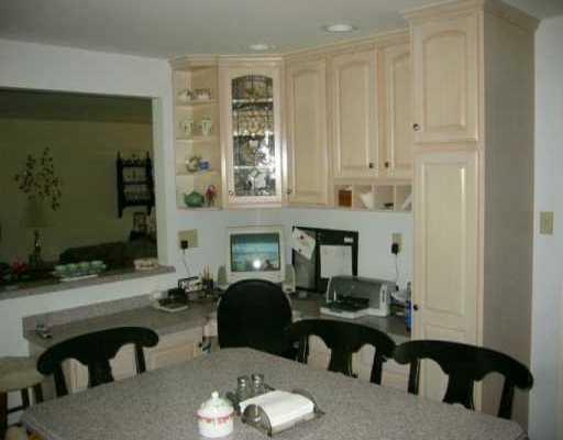 2496 Mt Royal Road Pittsburgh, PA 15217 - Photo 3 of 8 Kitchen.