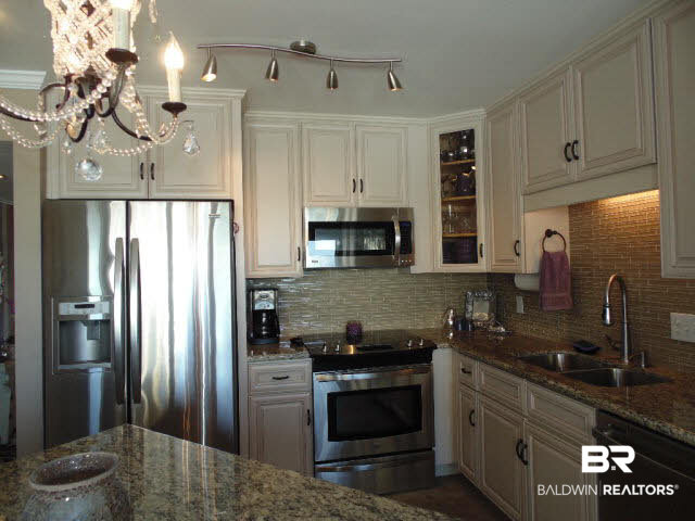 710 South Mobile Street, Unit 27 Fairhope, AL 36532 - Photo 10 of 50