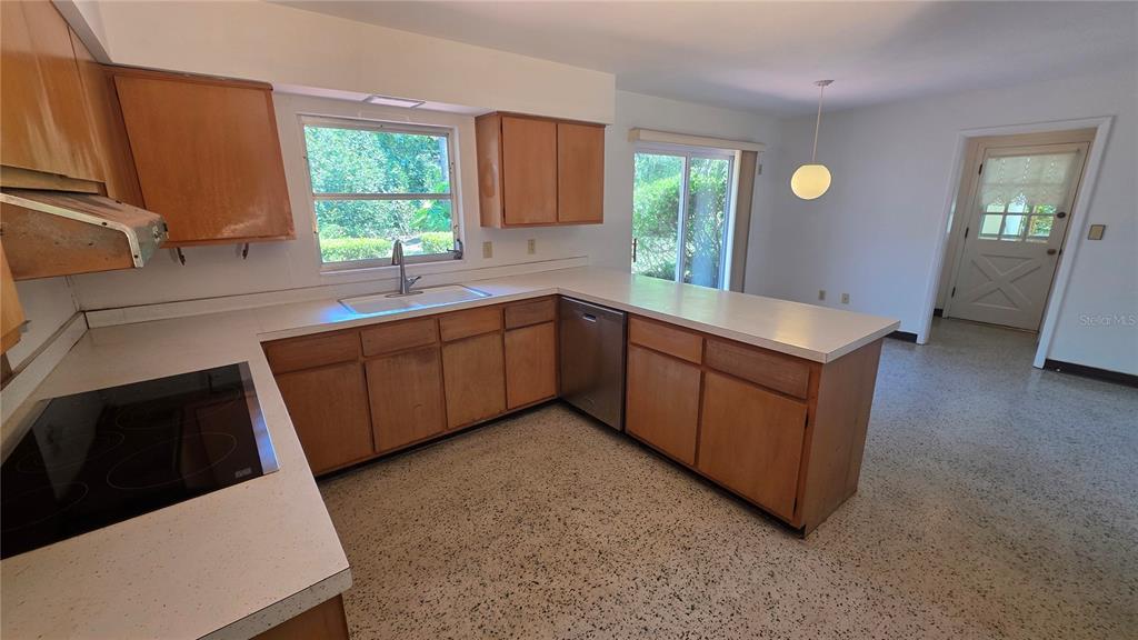 301 Northwest 30th Street Gainesville, FL 32607 - Photo 8 of 18