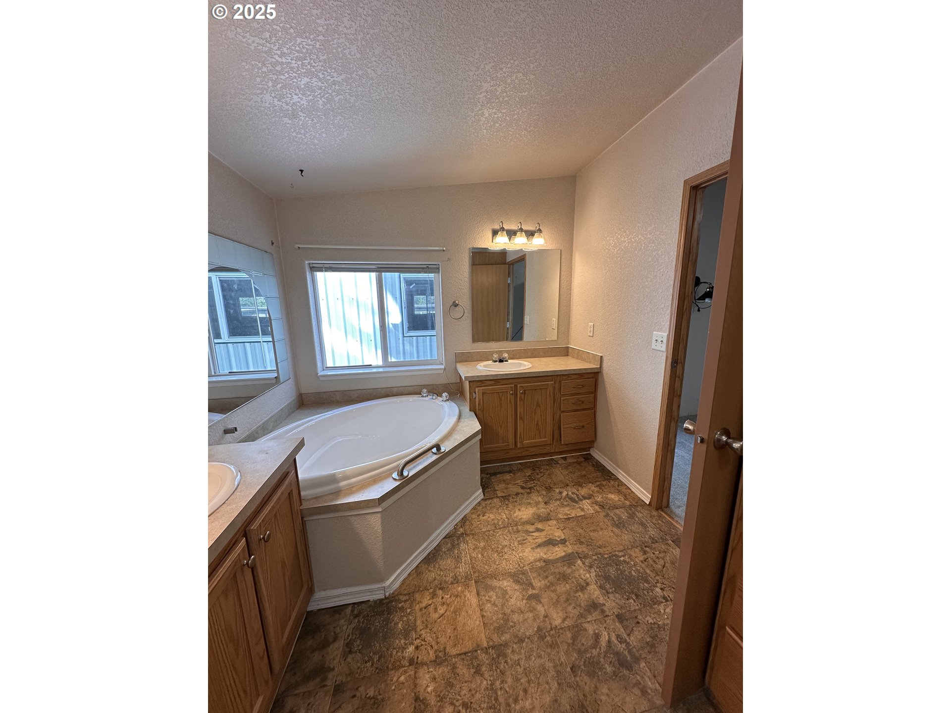 34112 Ophir Road Gold Beach, OR 97444 - Photo 29 of 35 Gallery Image 29