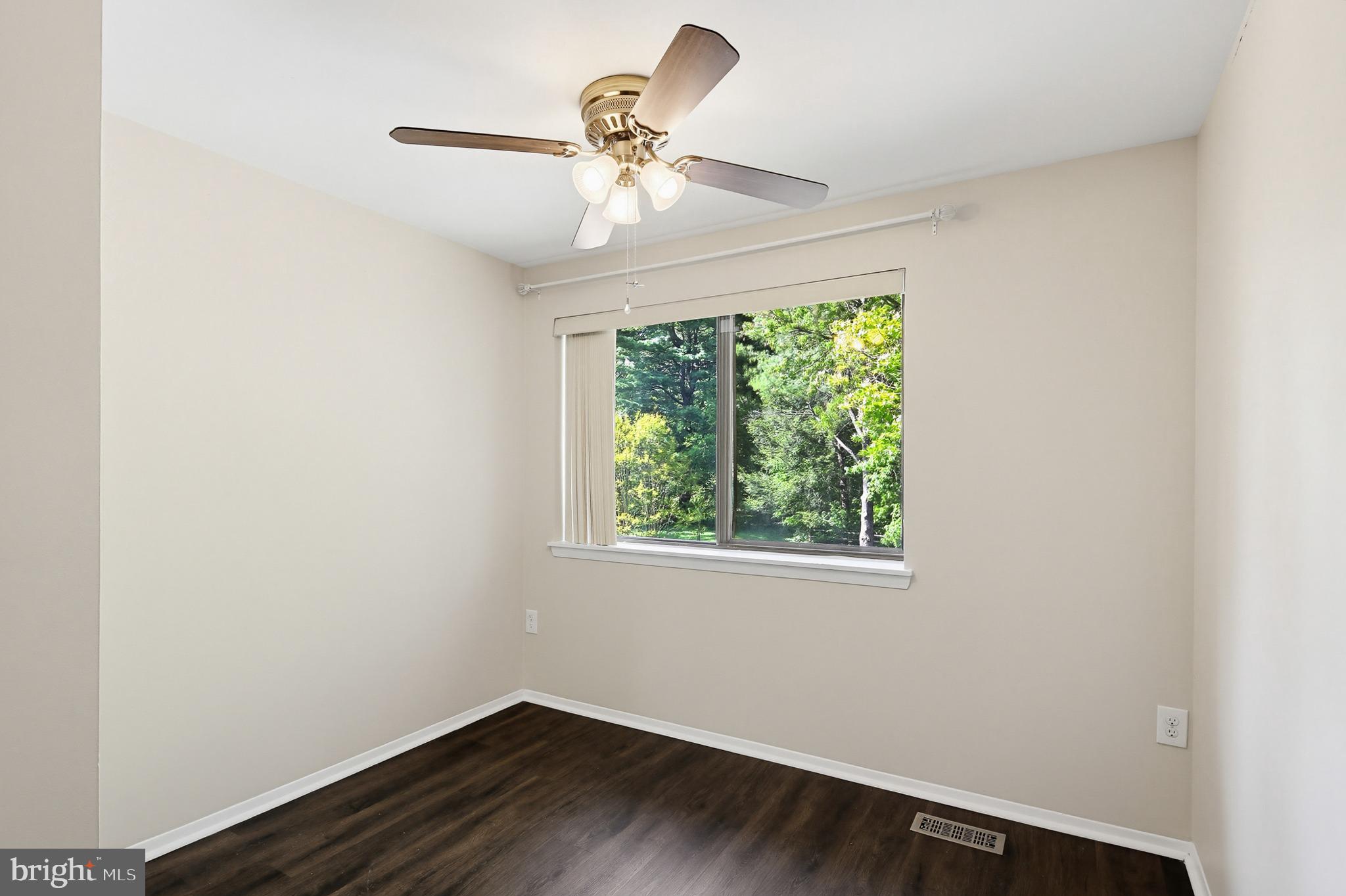 7106 Lasting Light Way Columbia, MD 21045 - Photo 22 of 45 2nd Bedroom