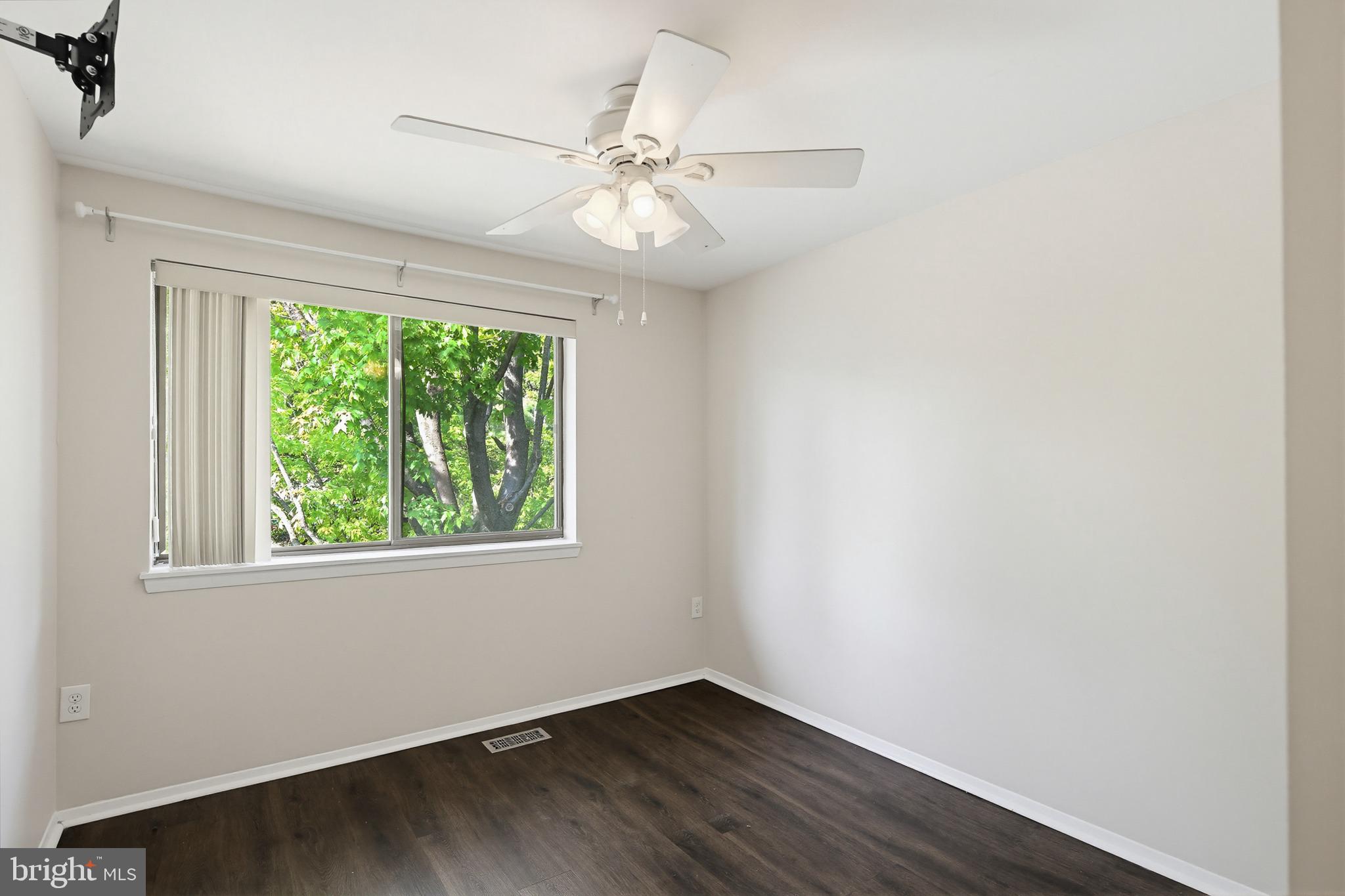7106 Lasting Light Way Columbia, MD 21045 - Photo 25 of 45 3rd Bedroom
