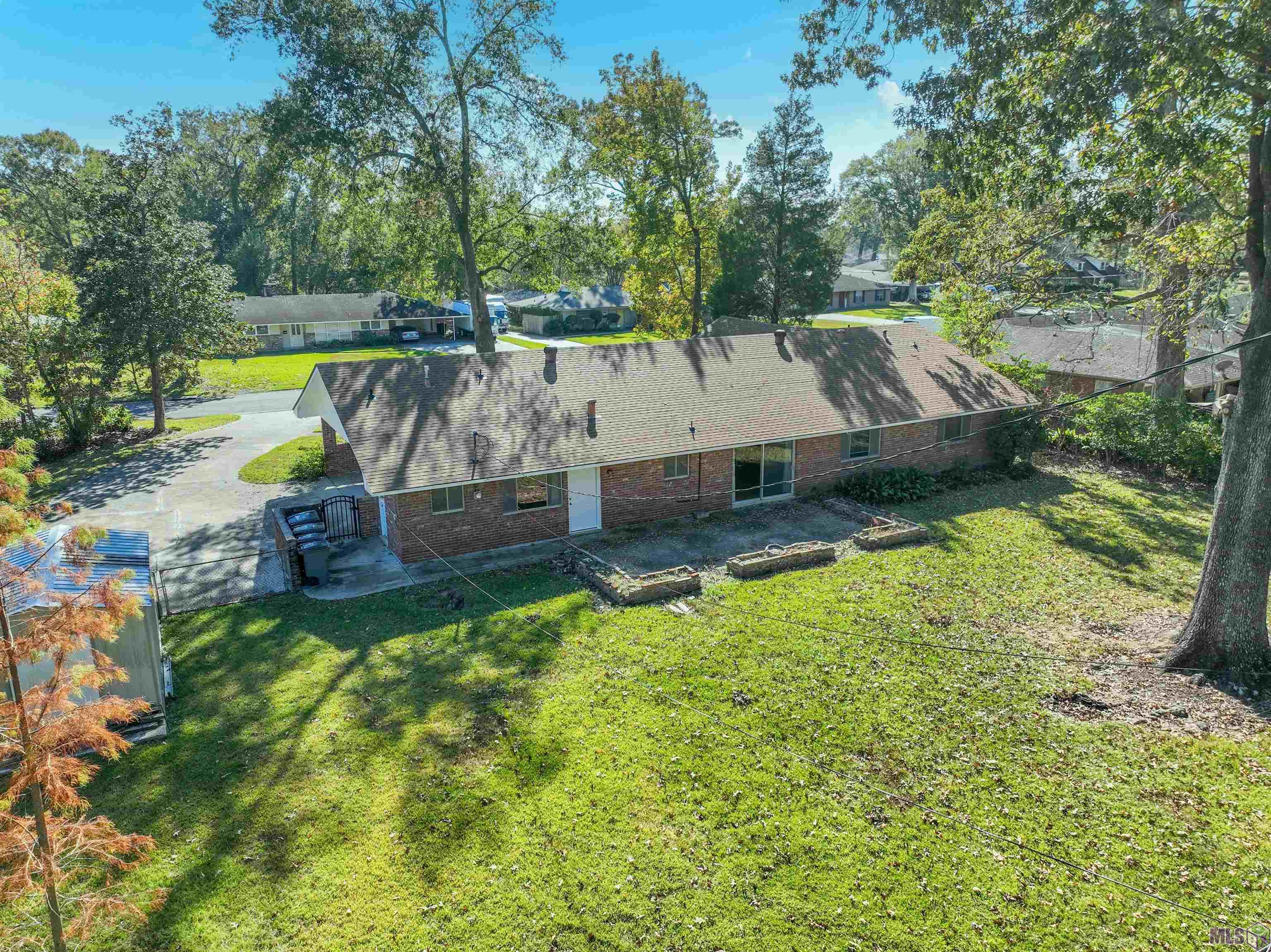 11725 Glenhaven Drive Baton Rouge, LA 70815 - Photo 17 of 18 Back yard