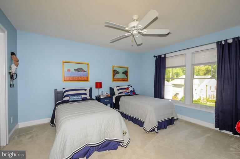 9156 Riesley Lane Vienna, VA 22182 - Photo 11 of 12 Bedroom