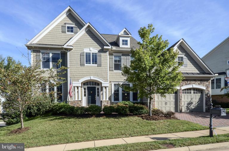 9156 Riesley Lane Vienna, VA 22182 - Photo 12 of 12 Exterior (Front)