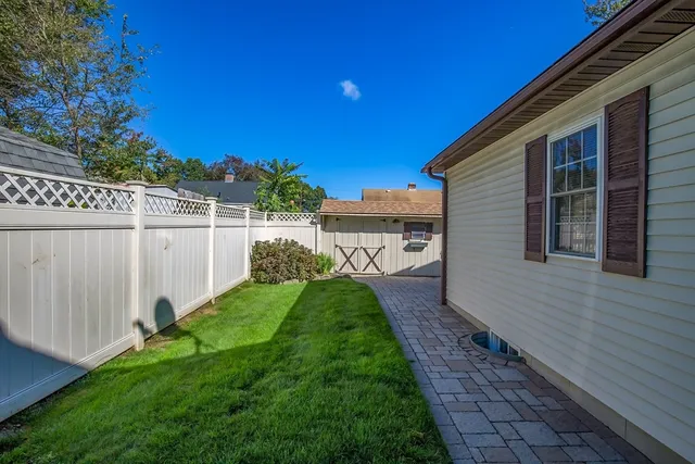 $359,900 | 60 South Alhambra Circle, Agawam, MA 01001