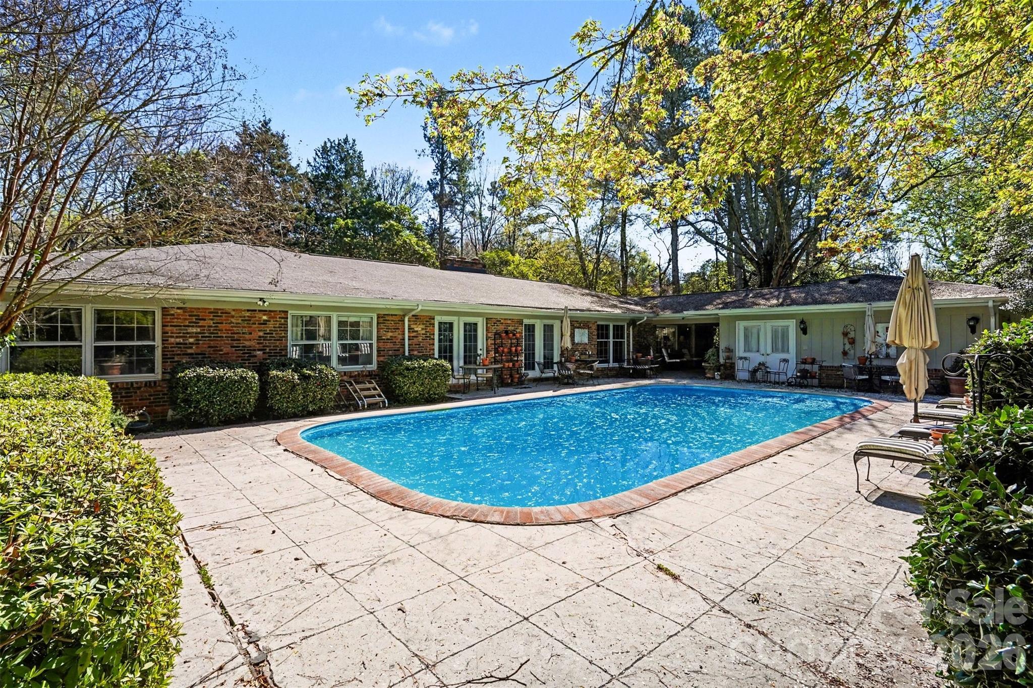 7600 Park Road Charlotte, NC 28210 - Photo 2 of 10 a view of outdoor space yard and patio