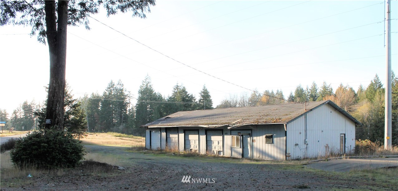 2281 East Johns Prairie Road Shelton, WA 98584 - Photo 1 of 20 Gallery Image 1