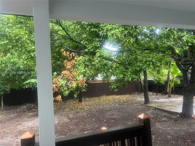 a view of a outdoor space