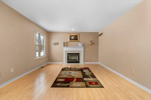 $390,000 | 9639 Hampton Drive, Belleville, MI 48111