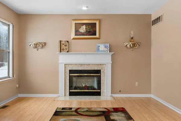 $380,000 | 9639 Hampton Drive, Belleville, MI 48111