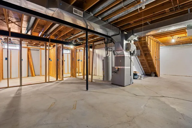 $390,000 | 9639 Hampton Drive, Belleville, MI 48111