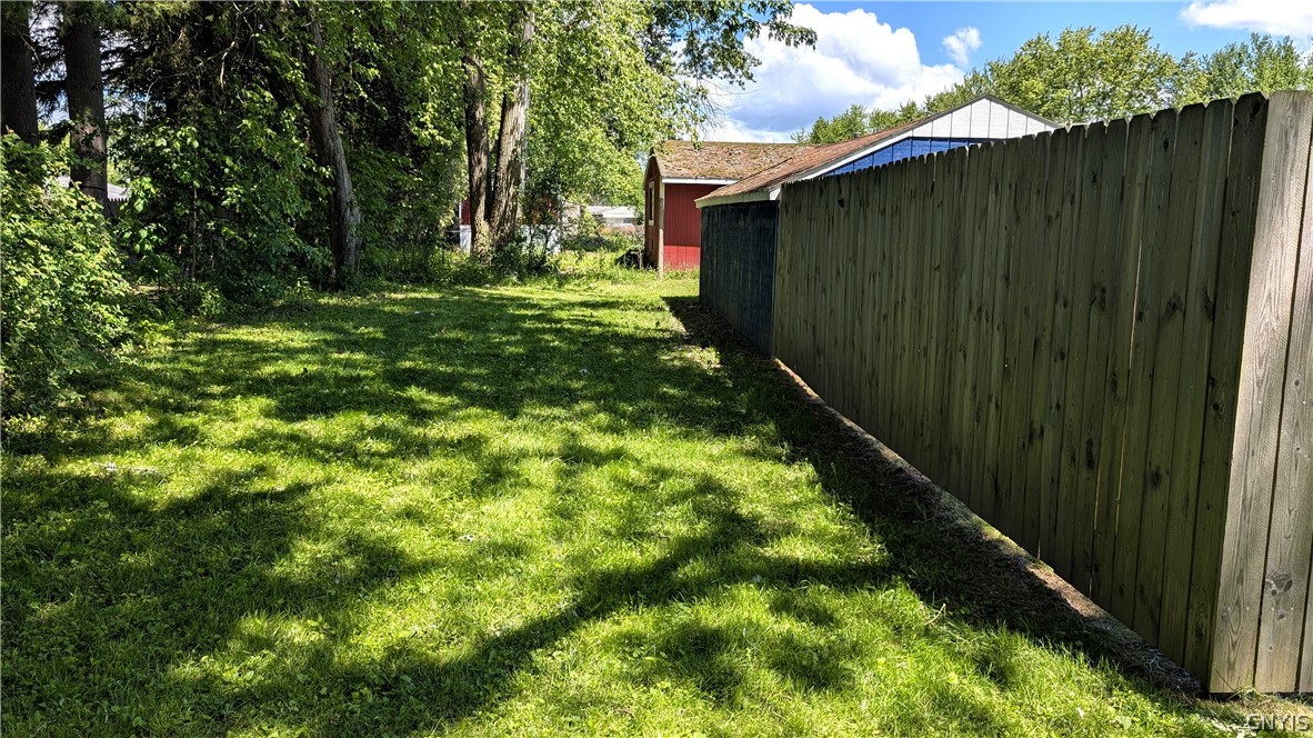 7925 Rinaldo Boulevard East Cicero, NY 13030 - Photo 26 of 28 Area behind backyard fence