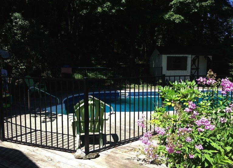 293 Co Rte 21B Kinderhook, NY 12184 - Photo 3 of 9 Photo 3