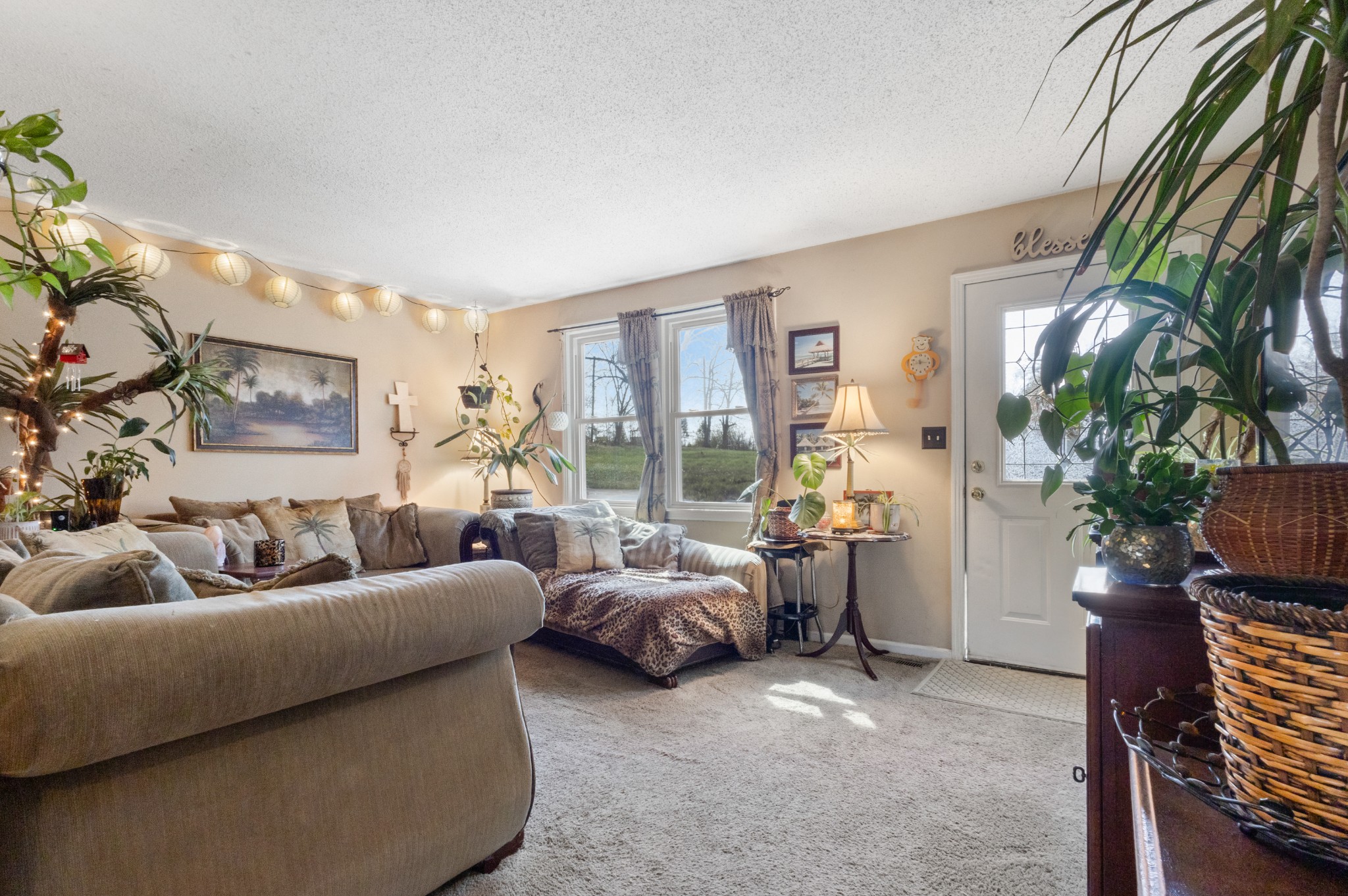 133 West Rossview Road Clarksville, TN 37040 - Photo 3 of 20 Gallery Image 3