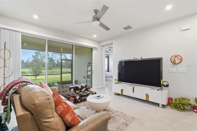 $2,299 | 5989 Timberdale Avenue, Wesley Chapel, FL 33545