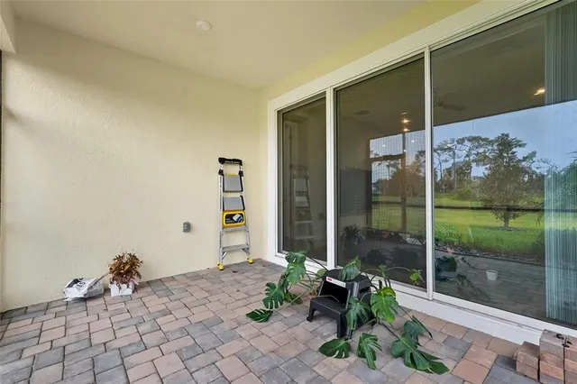 $2,299 | 5989 Timberdale Avenue, Wesley Chapel, FL 33545