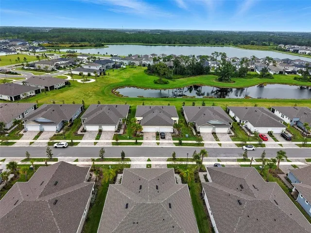 $2,299 | 5989 Timberdale Avenue, Wesley Chapel, FL 33545