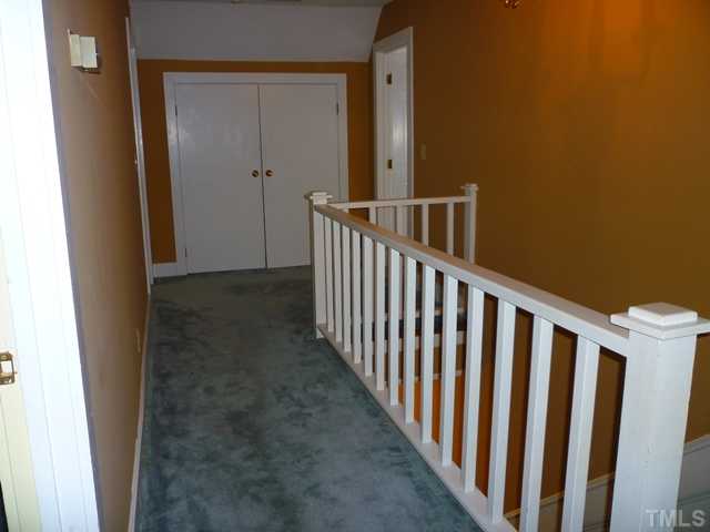 2531 Benson Hardee Road Benson, NC 27504 - Photo 14 of 25 2nd floor foyer