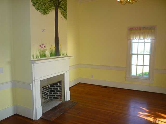 2531 Benson Hardee Road Benson, NC 27504 - Photo 6 of 25 Formal Living Room
