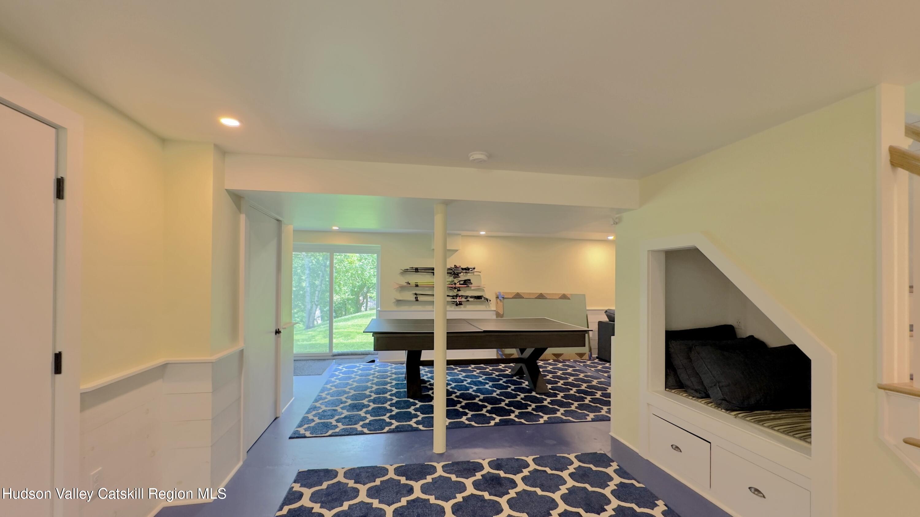 3223 Sleepy Hollow Road Athens, NY 12015 - Photo 41 of 73 a view of a livingroom with furniture