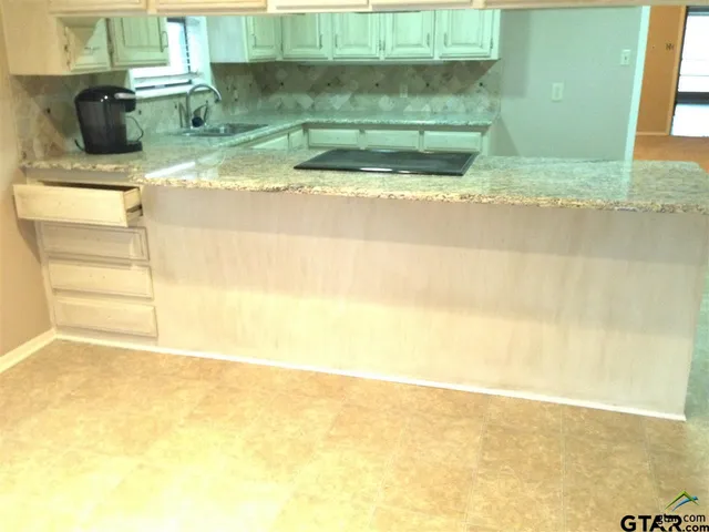 $2,000 | 1602 Timber Creek Drive, Tyler, TX 75703