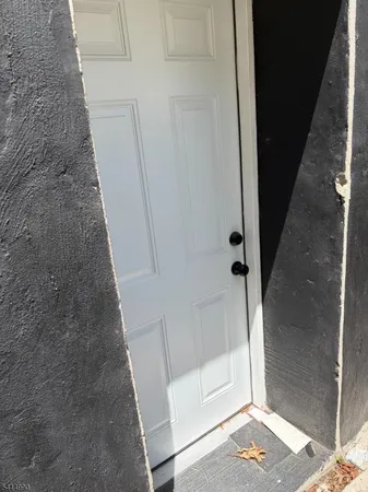 $2,200 | 264 Harrison Street, Unit 1G, Paterson, NJ 07501